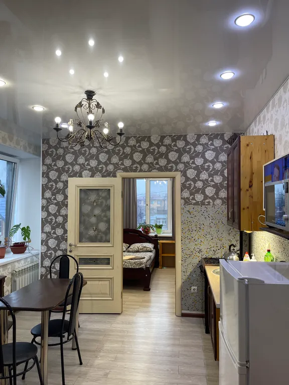 Квартира Сдаю посуточно 1 ком квартиру. Ленинский район. Теплый пол. Парковка. — аренда посуточно в Ульяновск