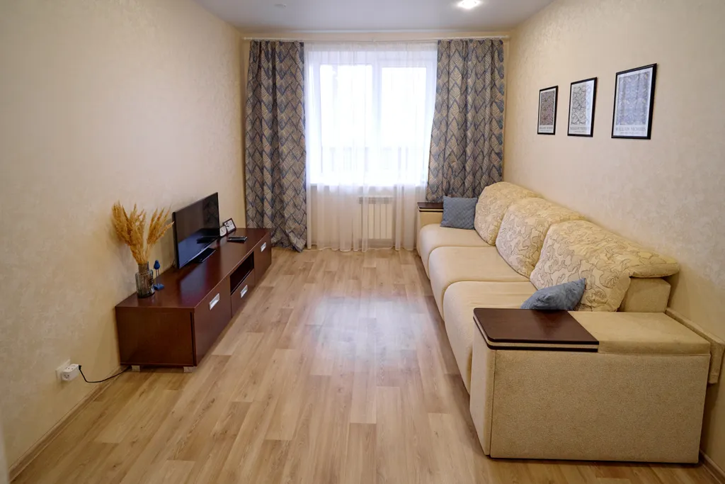 Квартира напротив набережной