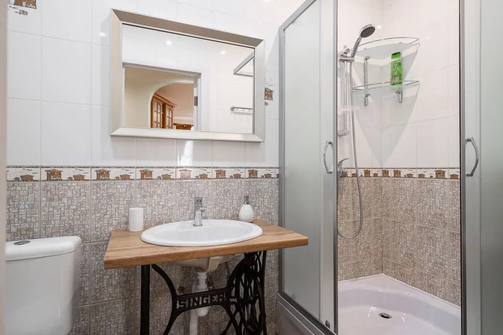 Апартаменты Кареты и Лошади с тремя спальнями рядом с Эрмитажем