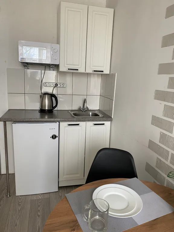 Миниатюрная студия