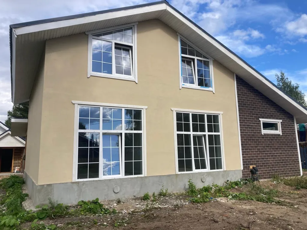 Новый уютный дом в тихом месте