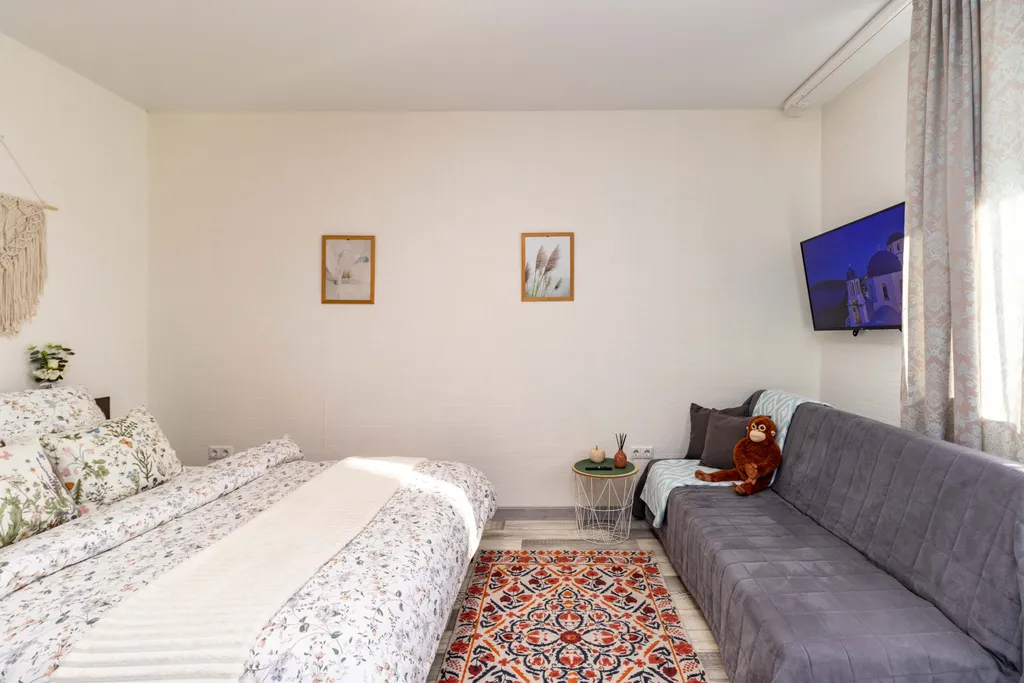 Современная студия в новом жк малой этажности