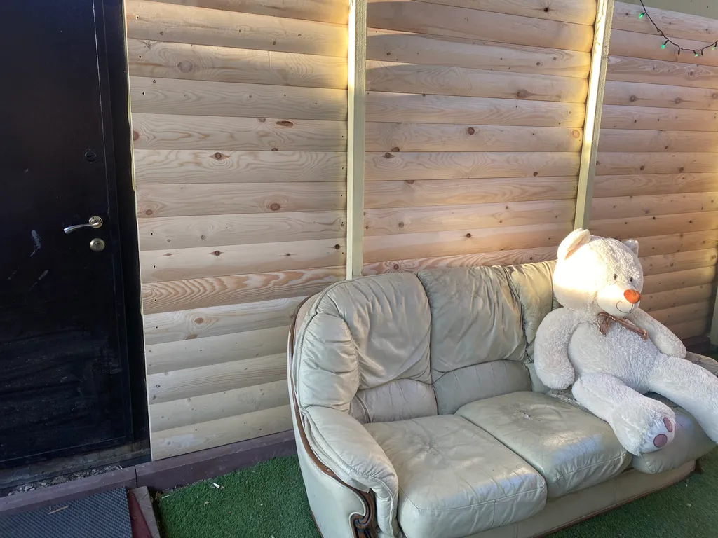 Дом с отдельно стоящей баней