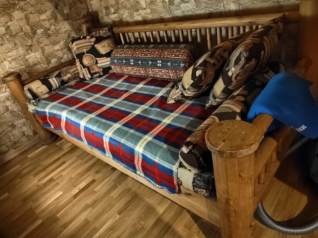 Коттедж Дом для отдыха в живописном месте — Луга