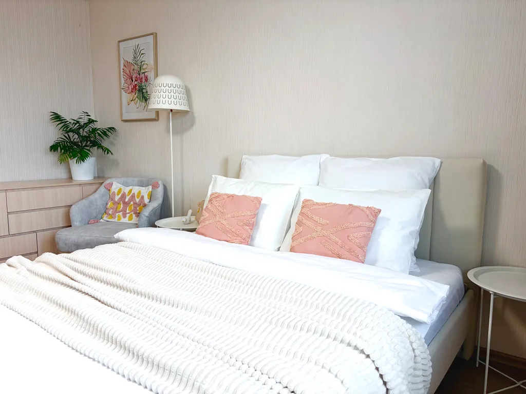 Просторная однокомнатная квартира с прямым выездом на трассу