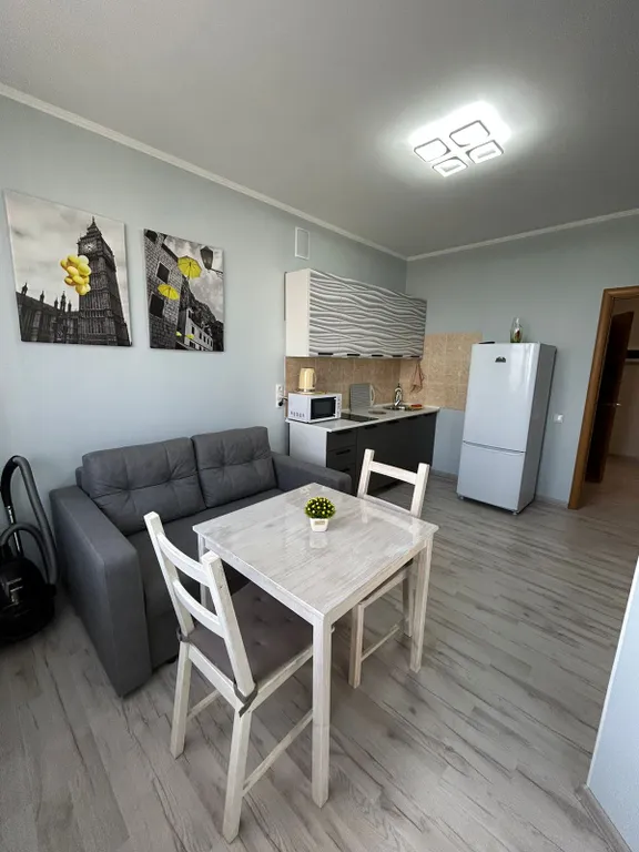 Квартира с панорамой на реку в центре города