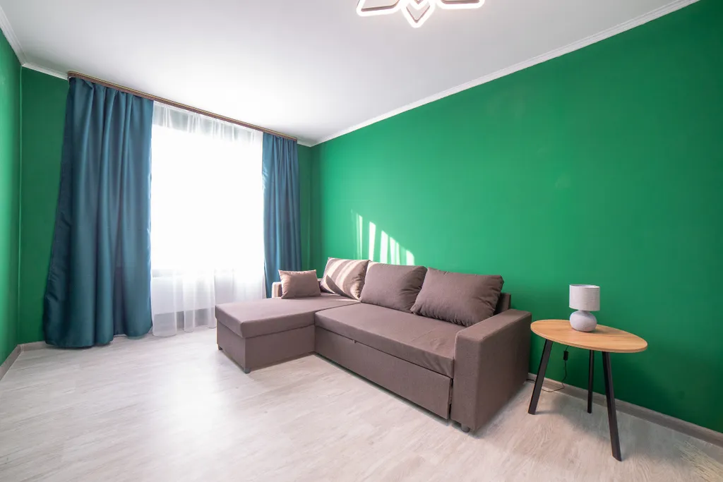 3хк.квартира в Академическом, напротив ТРЦ Академичечкий, 7 спальных м