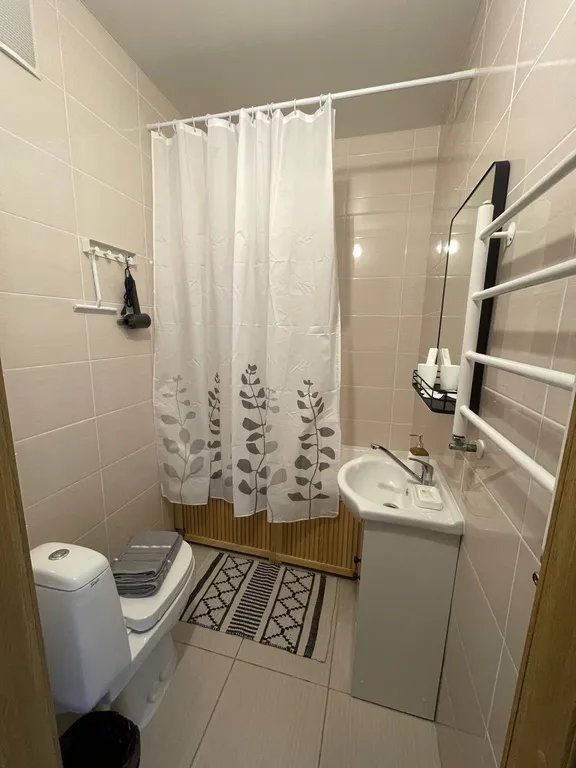 Уютная студия в тихом зеленом районе