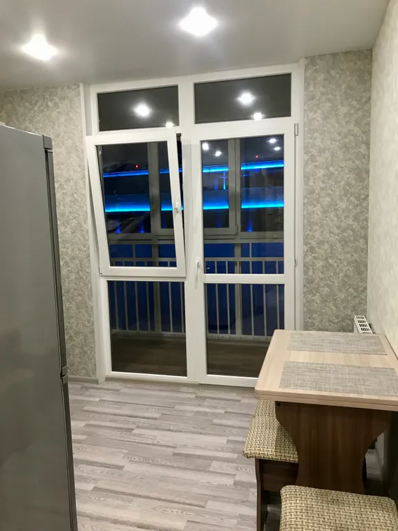 Однушка эконом-класса с прекрасным видом на город и шоссе