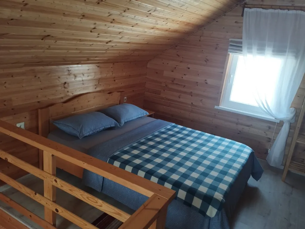 Дом с мансардой