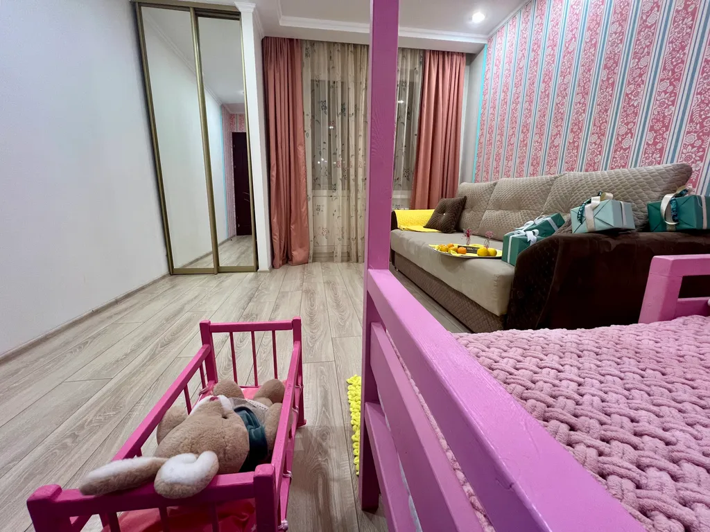 Трехкомнатная квартира у клиники Фёдорова