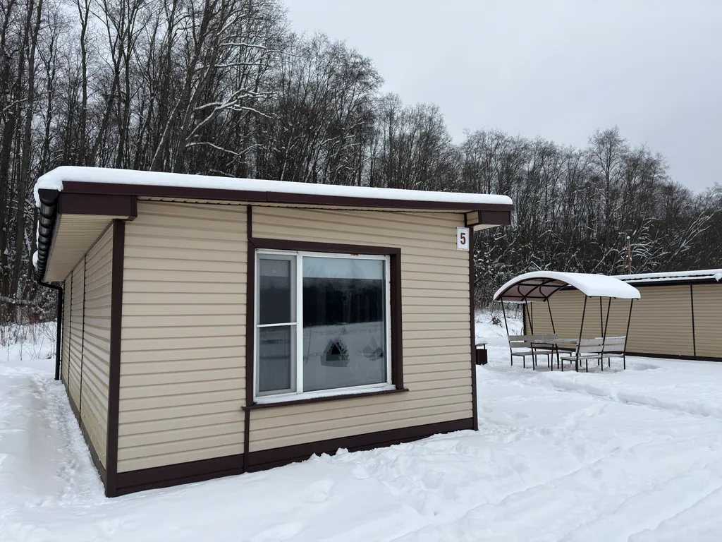 Глэмпинг у peки Bолoста