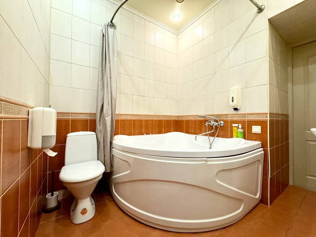 Квартира Просторная квартира возле Эрмитажа - 3 спальни, 2 санузла, парковка — Санкт-Петербург