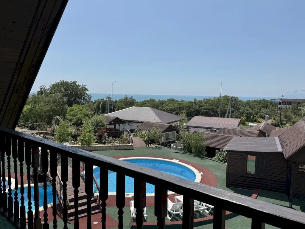 Коттедж в Кабардинке с бассейном и видом на море — аренда посуточно в Кабардинка