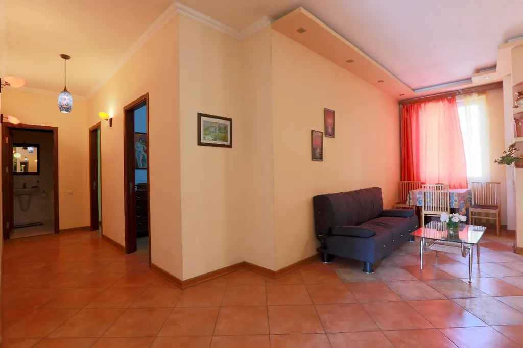 Большая квартира в самом центре