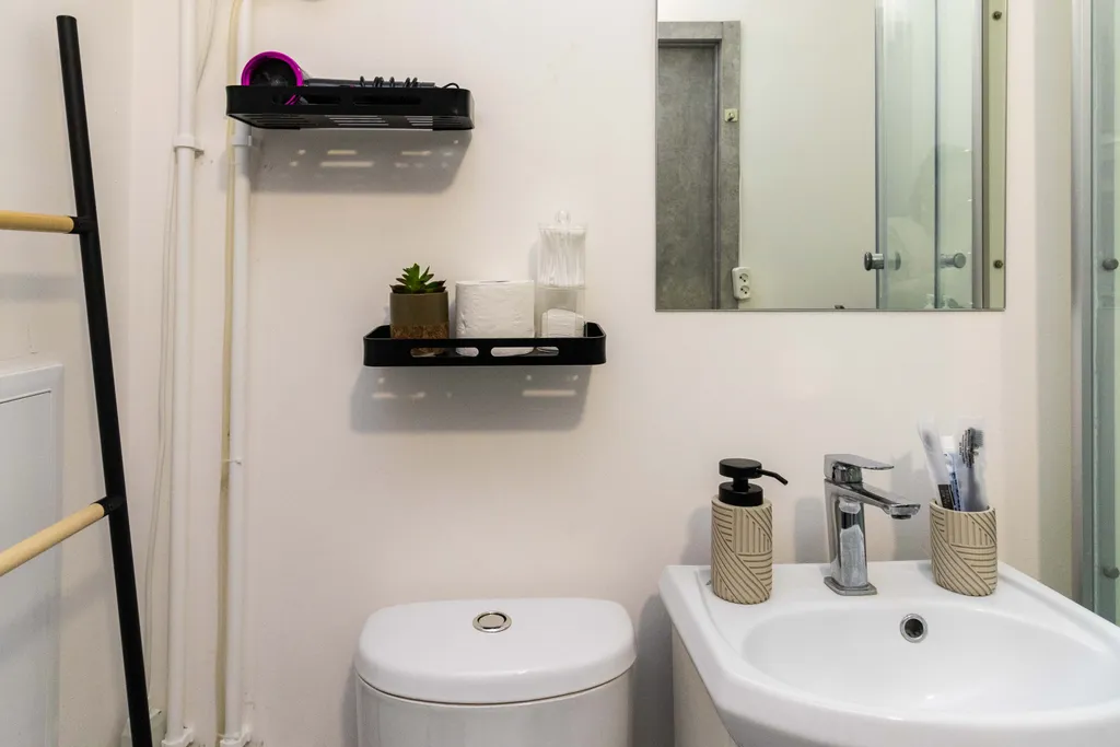 Квартира с жёлтым диваном