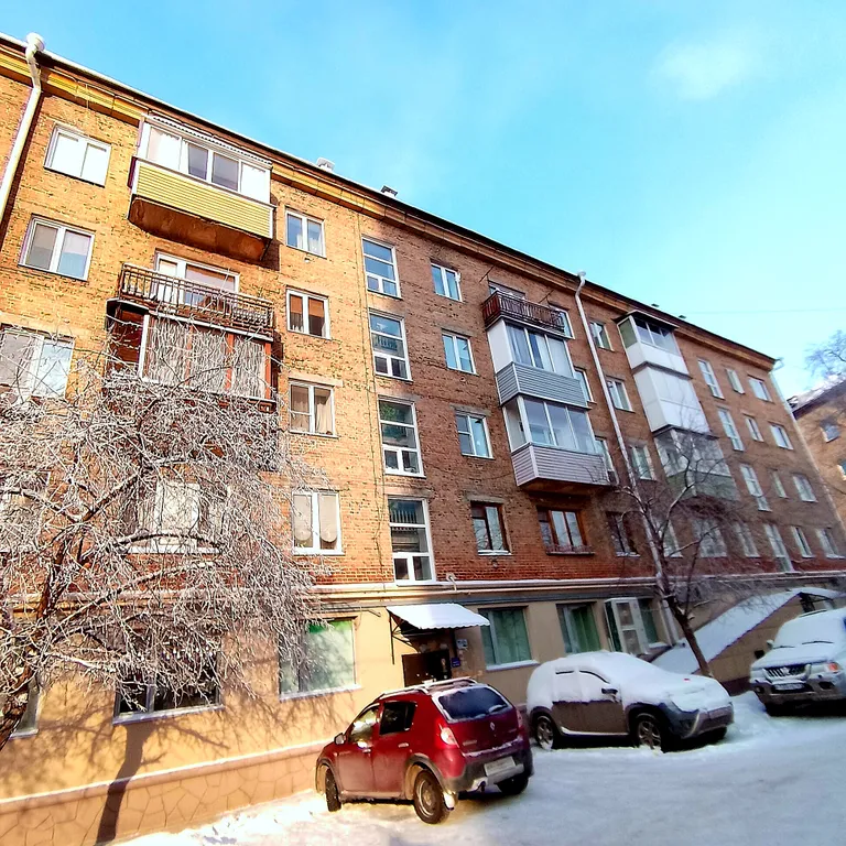 Красная площадь у жд вокзала