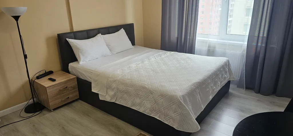 Студия апартамент на 26 этаже