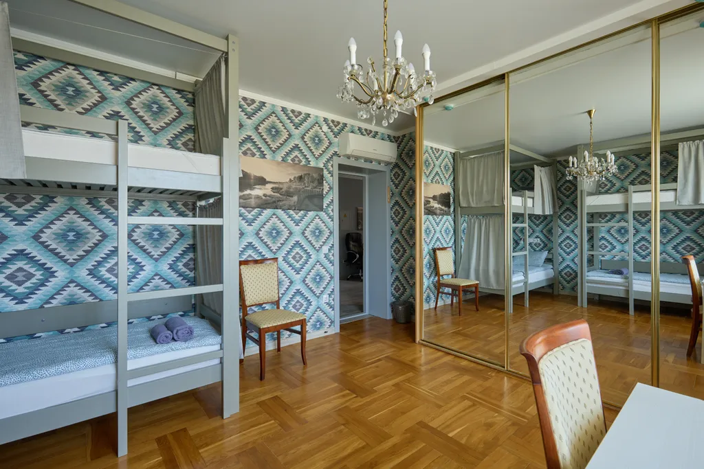 7-комнатный Дом