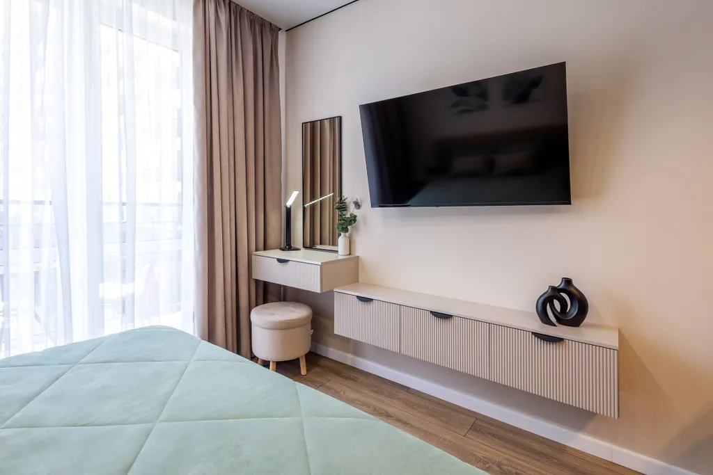 Студия с современным ремонтом в ЖК Летний