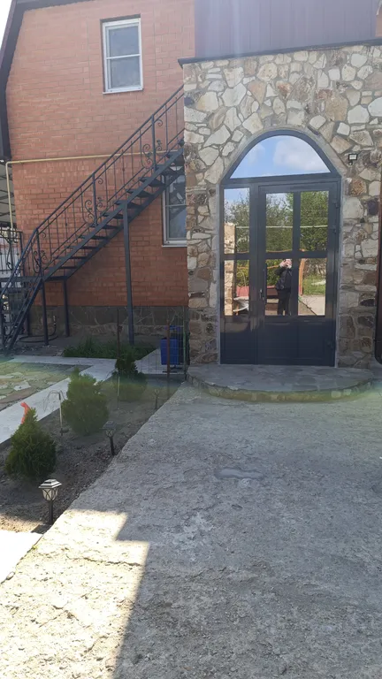 Целый этаж в доме в 500 метрах от трассы М4 Дон