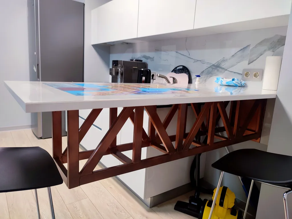 Шикарная квартира с видом на Золотой и Русский мост