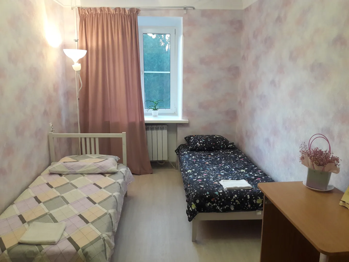 Размеры кроватей-80×180 и 80×170