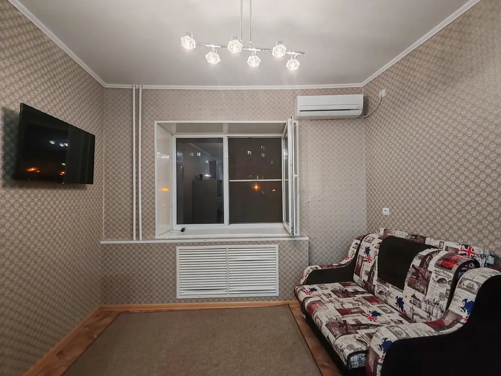 Интересная чистая квартира