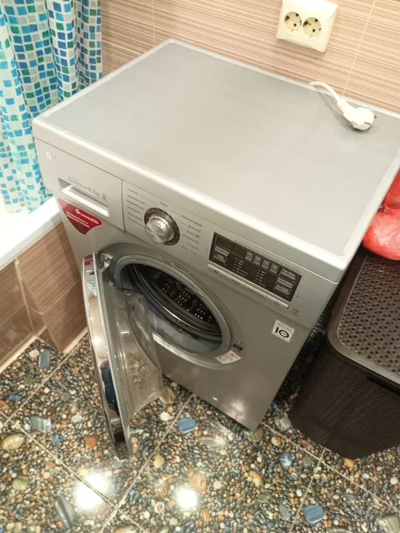 1-комнатная квартира с хорошим ремонтом, чистая