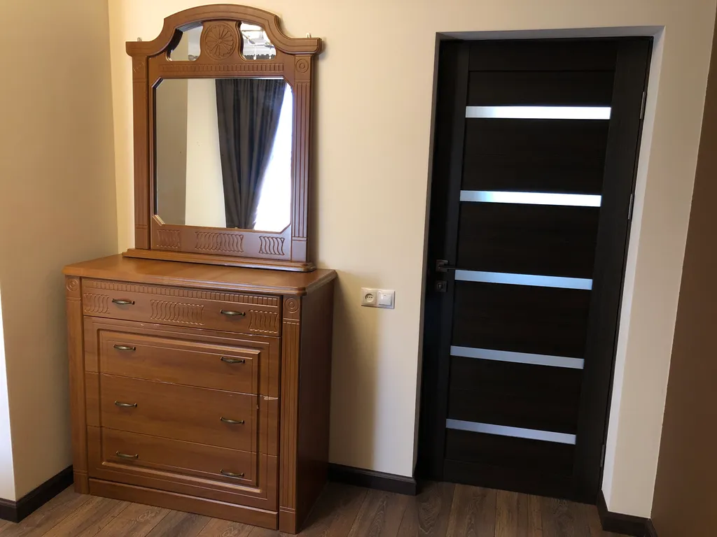 Уютная евро-трехкомнатная квартира с евроремонтом