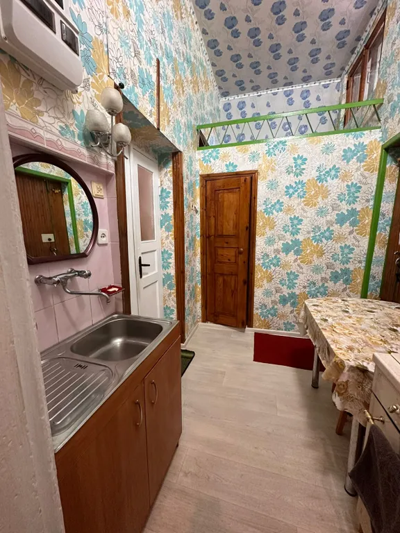 Сдам дом в частном секторе, рынок, море и магазины рядом