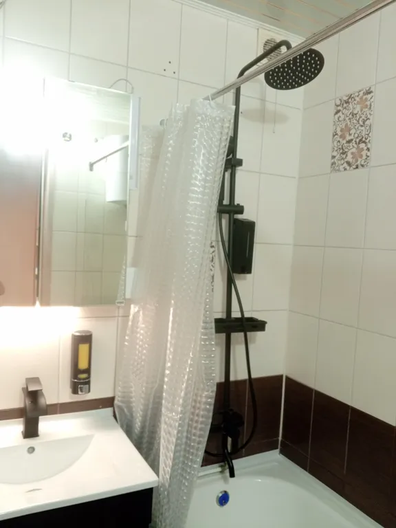 Необычная квартира-мансарда рядом с парком Монрепо