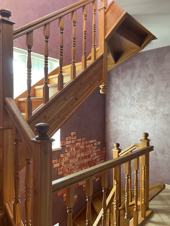 Уютный дом с бассейном, сауной и камином