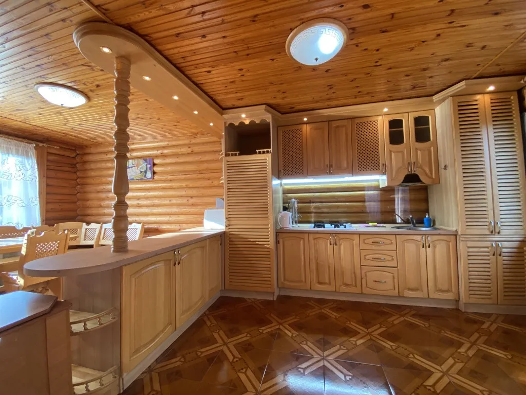 Сруб c бассейном и сауной