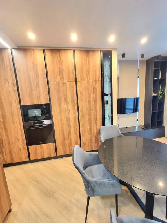 Элитная трехкомнатная квартира премиум класса в центре Хабаровска