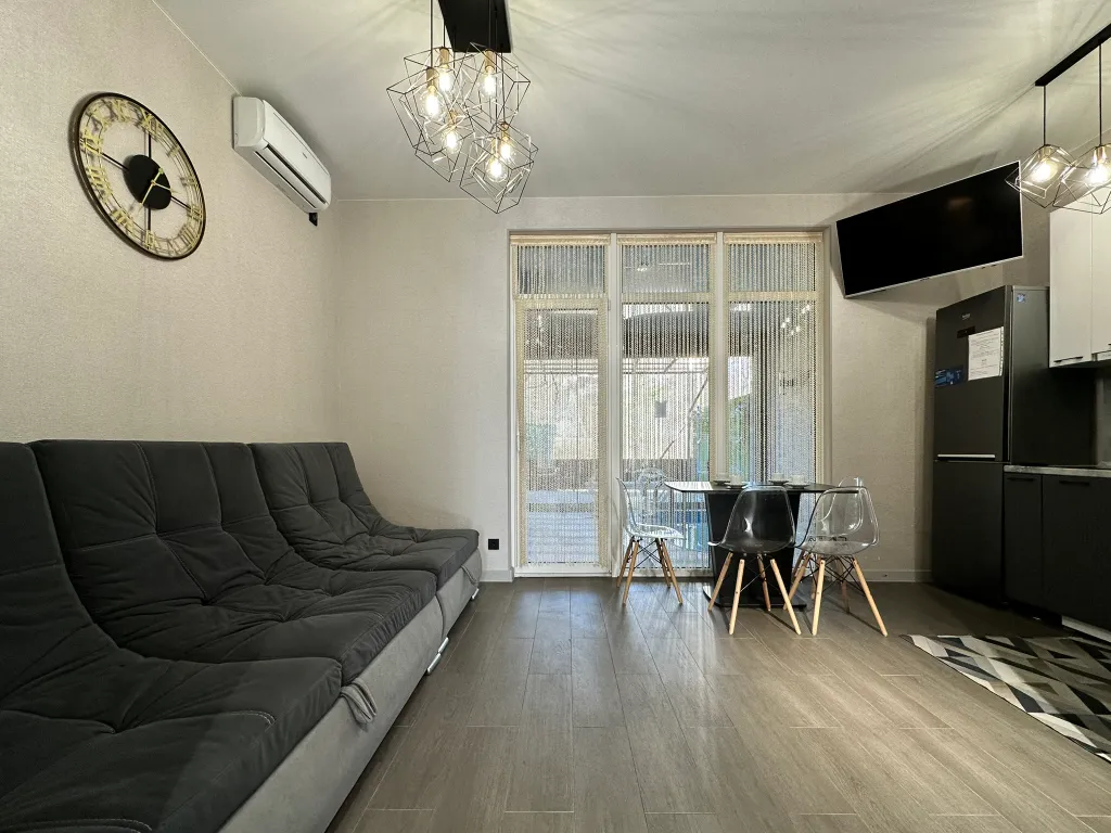 Домик у реки