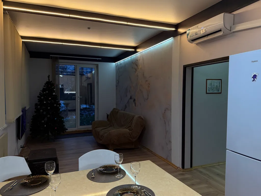 Коттедж Уютный коттедж в 150 метрах от входа на горнолыжный курорт — Манушкино