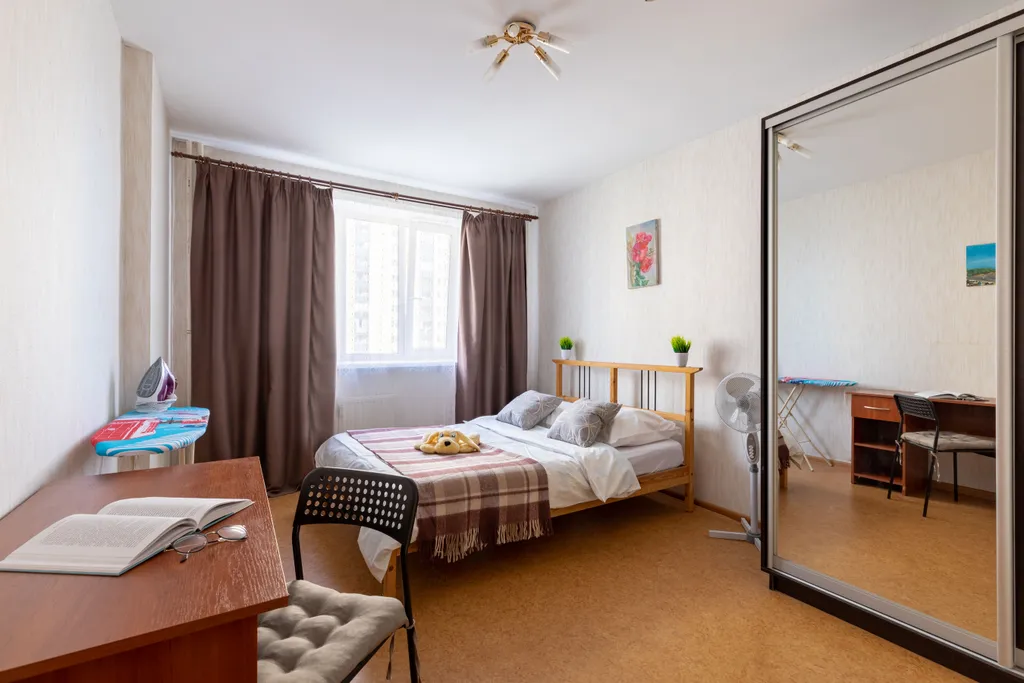 Евро трёхкомнатная квартира рядом с метро — аренда посуточно в Парголово