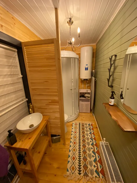 Отдельный дом со своей территорией, с баней, с мини бассейном