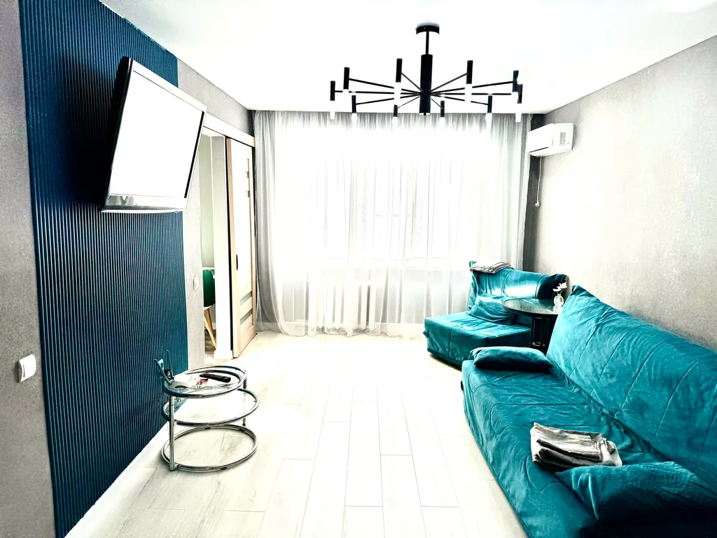 Уютная квартира в центре города — аренда посуточно в Невинномысск