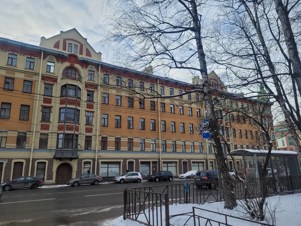 Уютная квартира-студия рядом с Храмом Ксении Петербуржской