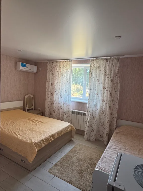 Гостевой дом 365 дней 3-х номер комфорт с душем и туалетом в номере