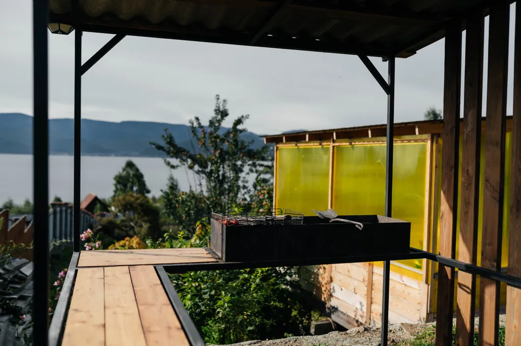 Домик с панорамным видом на Байкал