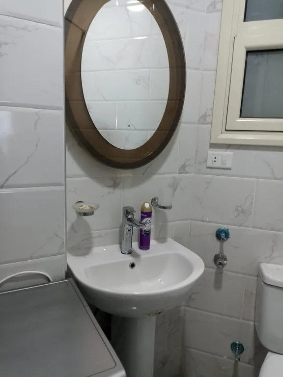 Уютная студия в терракотовом цвете на берегу моря, первая линия