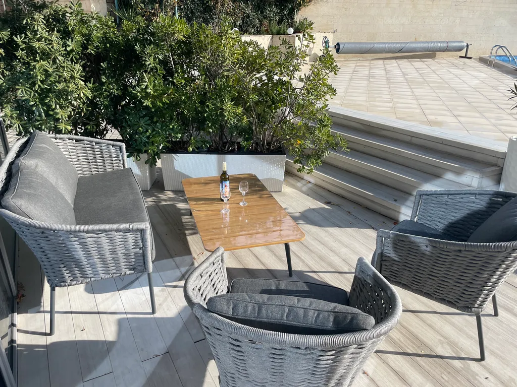 Апартаменты с видом на море и горы