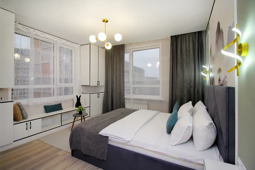 2-комнатная квартира с 2 раздельными спальнями с дизайнерским ремонтом