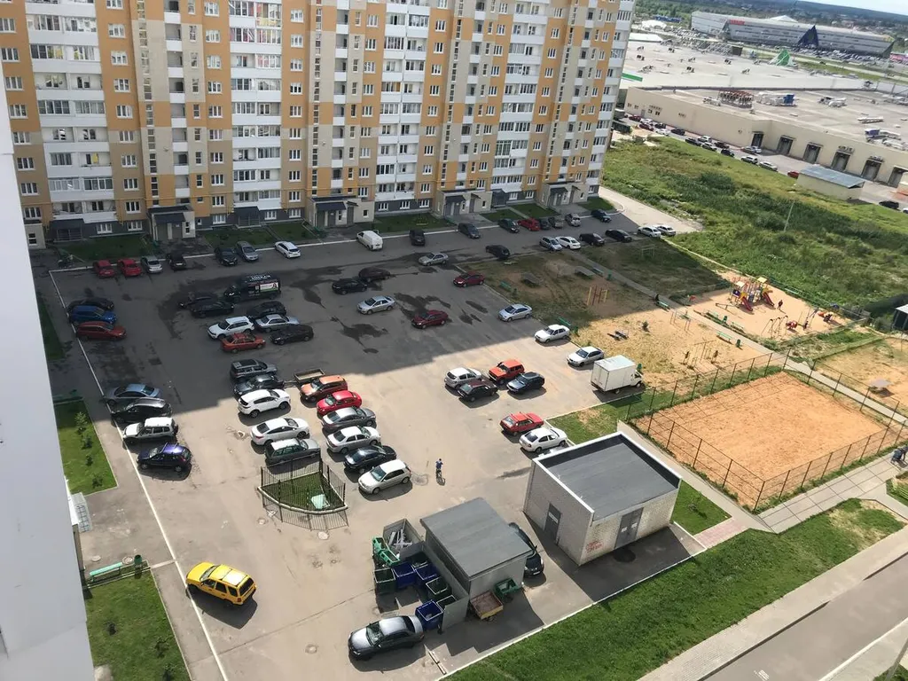 Квартира у Глобуса