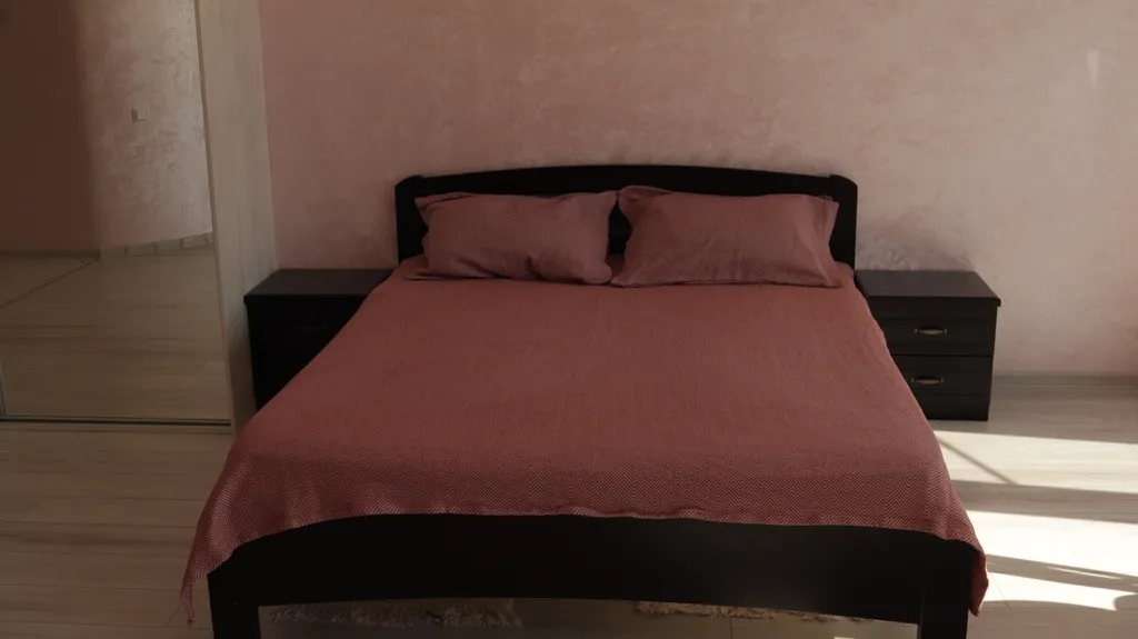 Апартамент-студия с видом на озеро Абрау