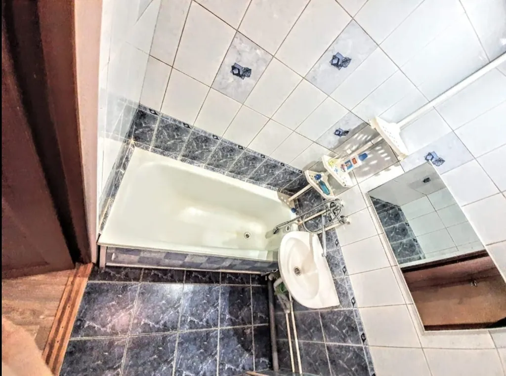 Двухкомнатная квартира в центре возле Дома быта