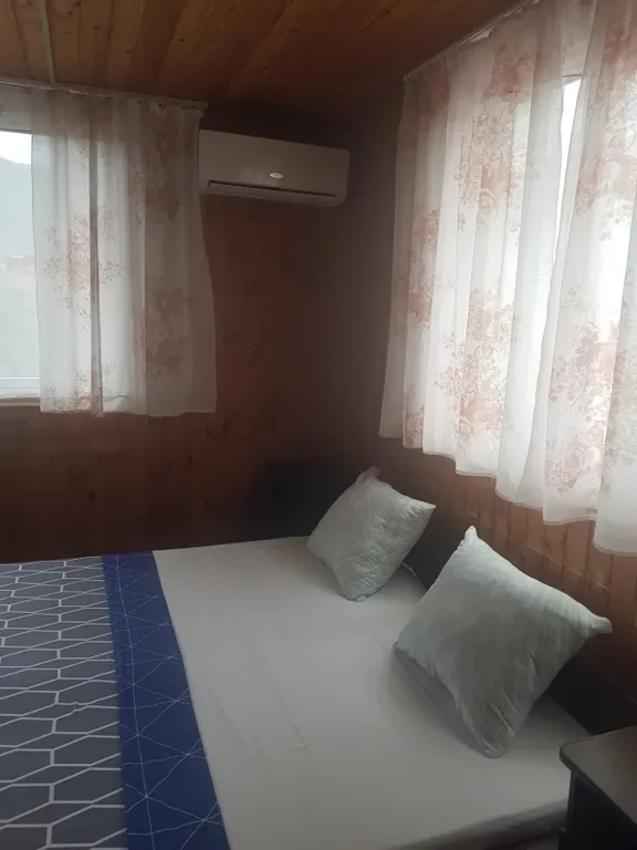 Квартира Трехместная комната с видом на горы — Геленджик